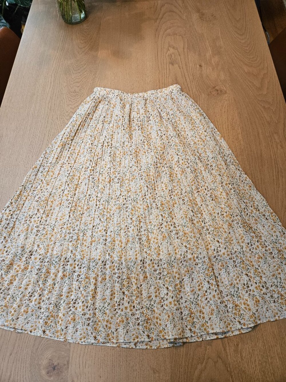 Mikarose Pleated Floral Midi Skirt Cream Yellow Elastic Waist Women's Size S